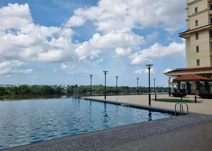 Blue Cove Riverine Diamond Kuching